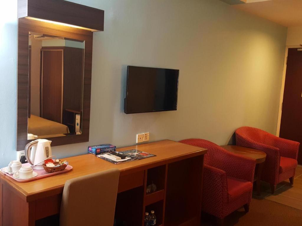 Klang Histana Hotel Екстер'єр фото