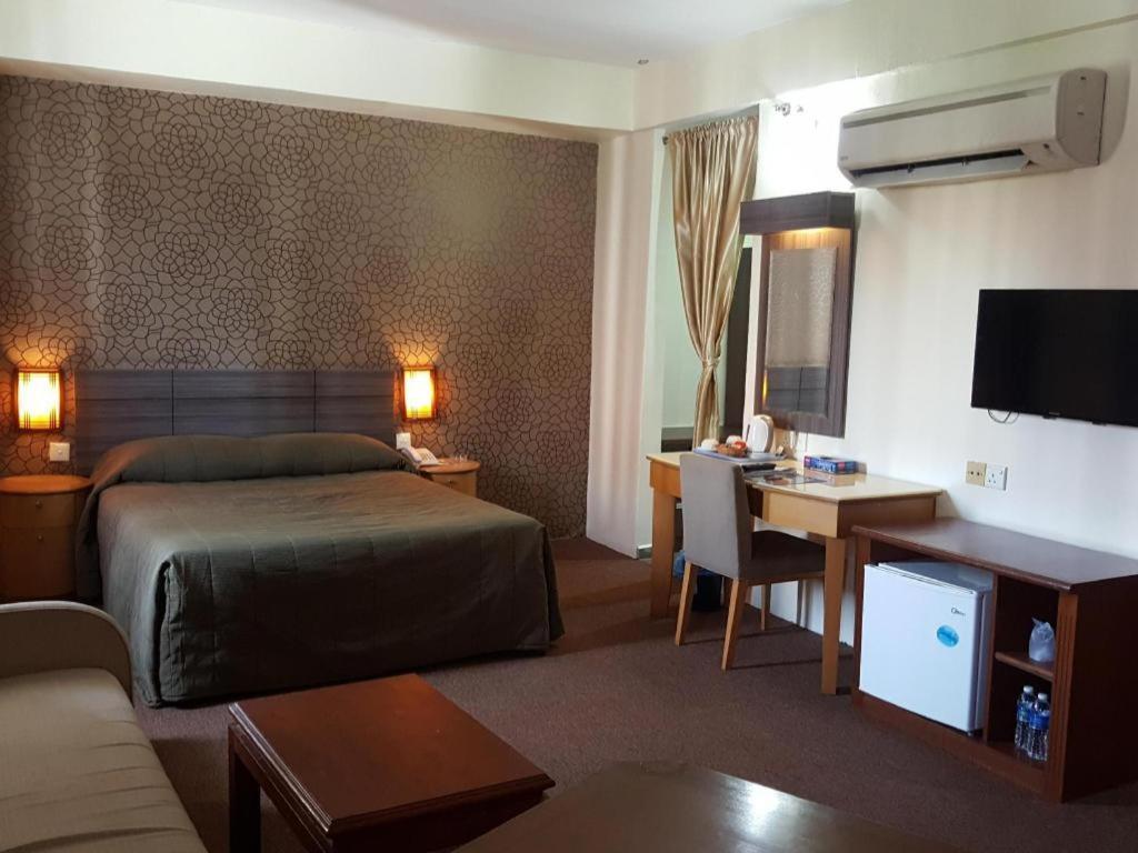 Klang Histana Hotel Екстер'єр фото
